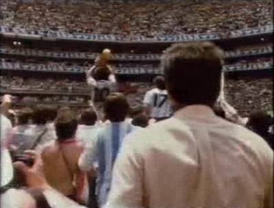 Maradona holding the trophy